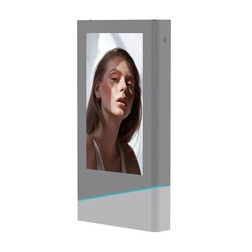 Totem LCD outdoor 55″ touch — 5000 nits, IP65