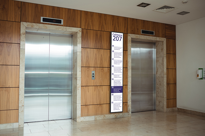 Display ultra-wide ALSEE 76 inch pentru retail si wayfinding